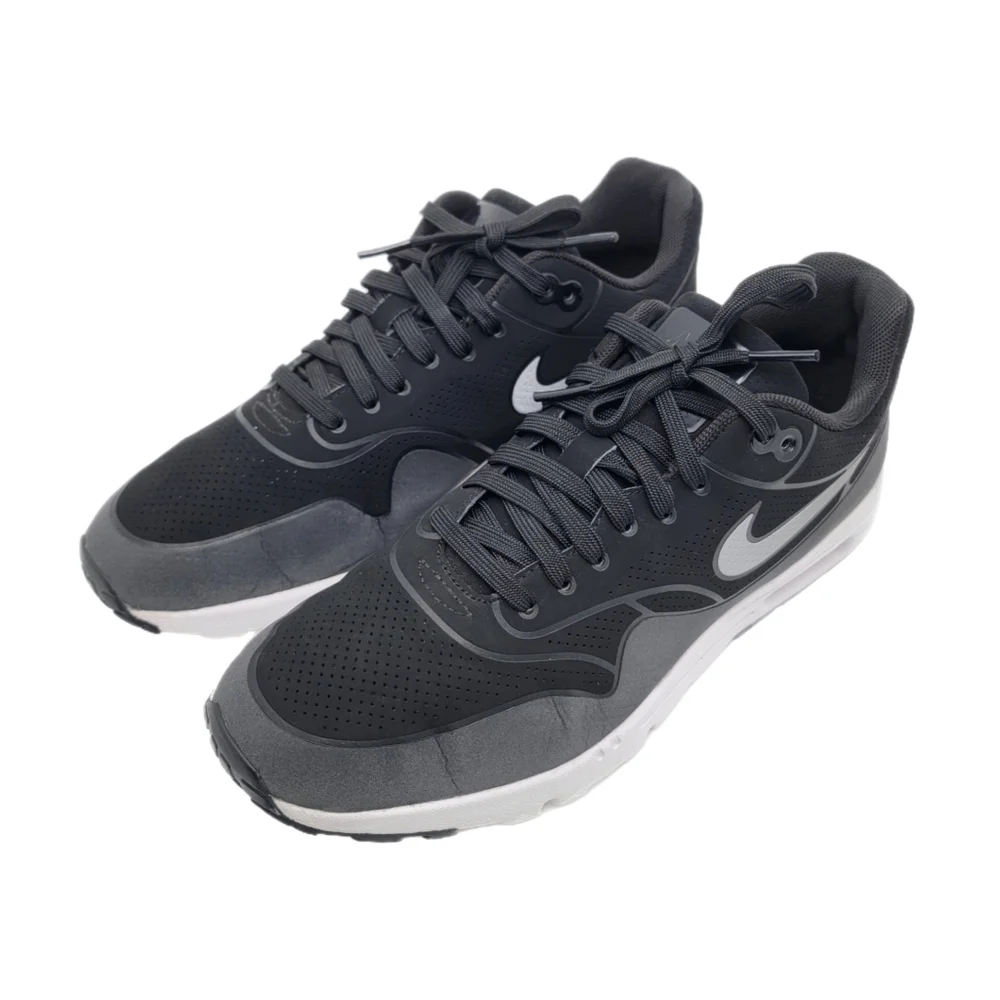 Nike Black Women's Sneakers